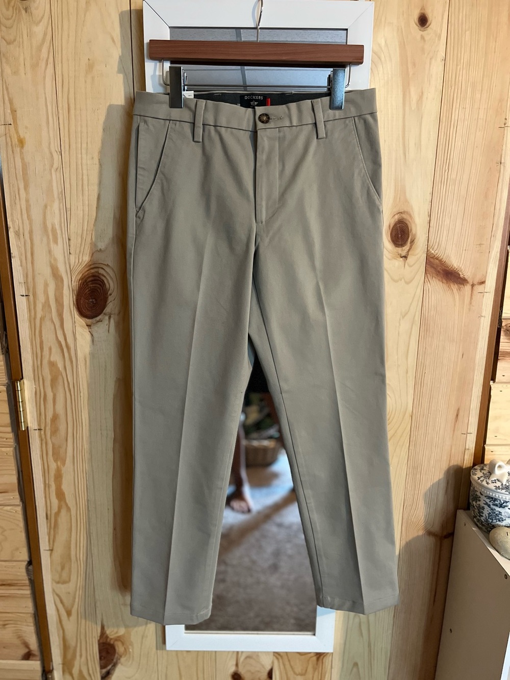 Dockers Workday Khaki Pants Slim Fit NWT